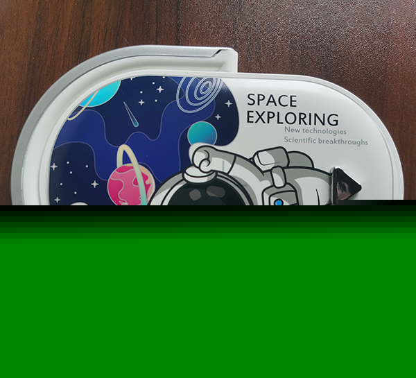 ?uv平板打印機(jī)打印產(chǎn)品的色彩能保持多久？